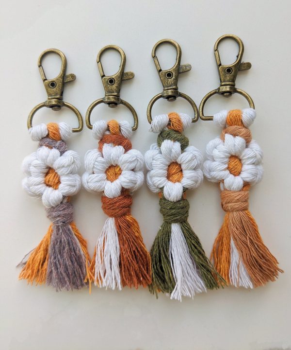 Macrame mini keychain, Macrame Flower keychain, Mini Flower Keychain, Fall Flower Keychains