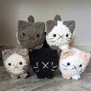 Crochet loaf cats, Crochet cats, Handmade plushie, Crochet kitten, cat